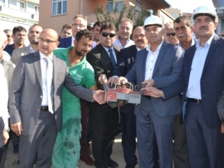 Yalova Altnova da cokulu tren